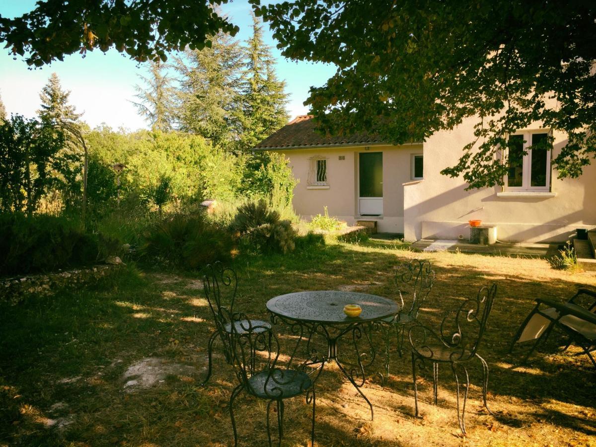 La Montagne Sud Bed & Breakfast Allemans Exterior photo